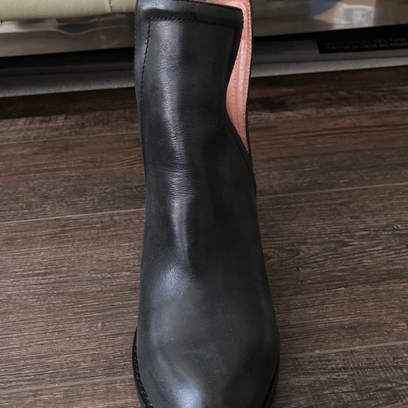 Jeffery Campbells Boots - Picture 5 of 5